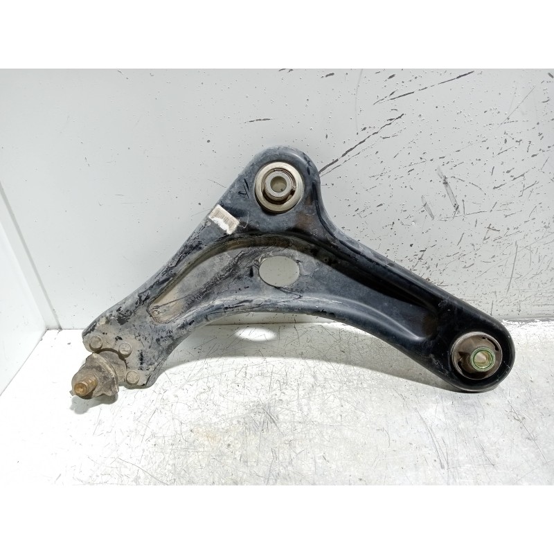 Recambio de brazo suspension inferior delantero izquierdo para peugeot 2008 (--.2013) style referencia OEM IAM   