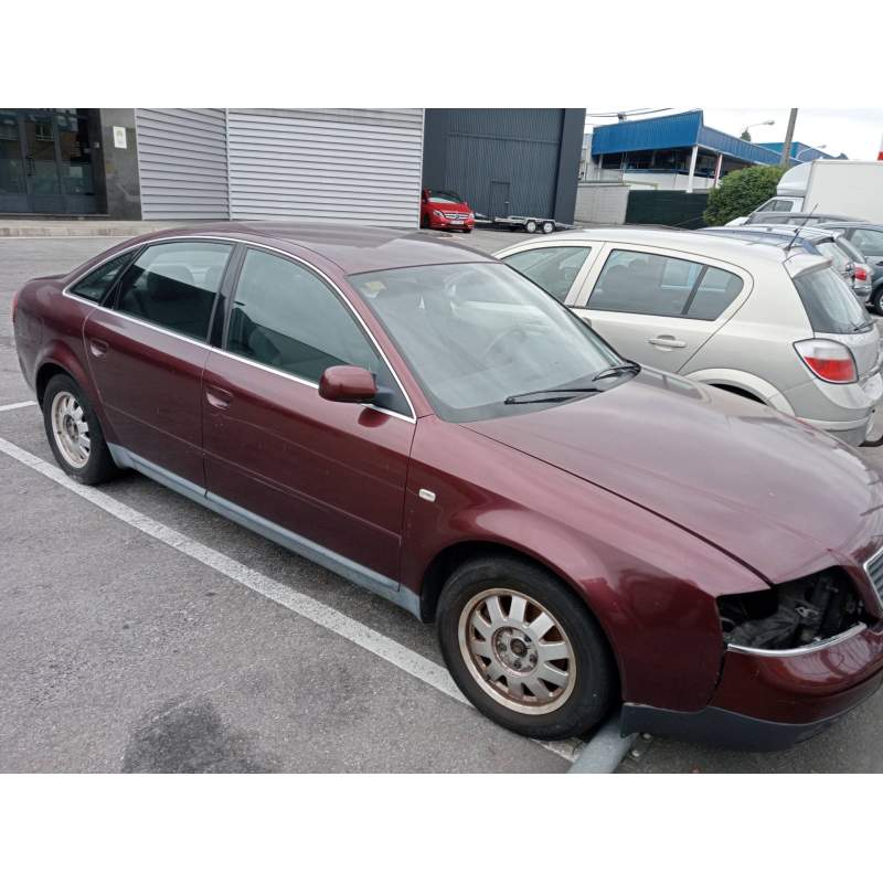 AUDI A6 BERLINA (4B2)