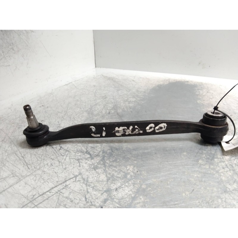 Recambio de brazo suspension superior trasero izquierdo para mercedes clase c (w203) berlina 2.6 cat referencia OEM IAM   