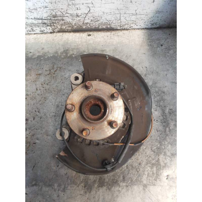 Recambio de mangueta delantera izquierda para lexus ct 200h referencia OEM IAM   