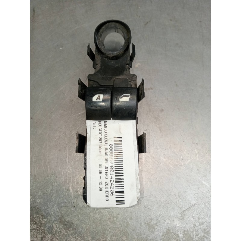 Recambio de mando elevalunas delantero izquierdo para peugeot 207 urban referencia OEM IAM   