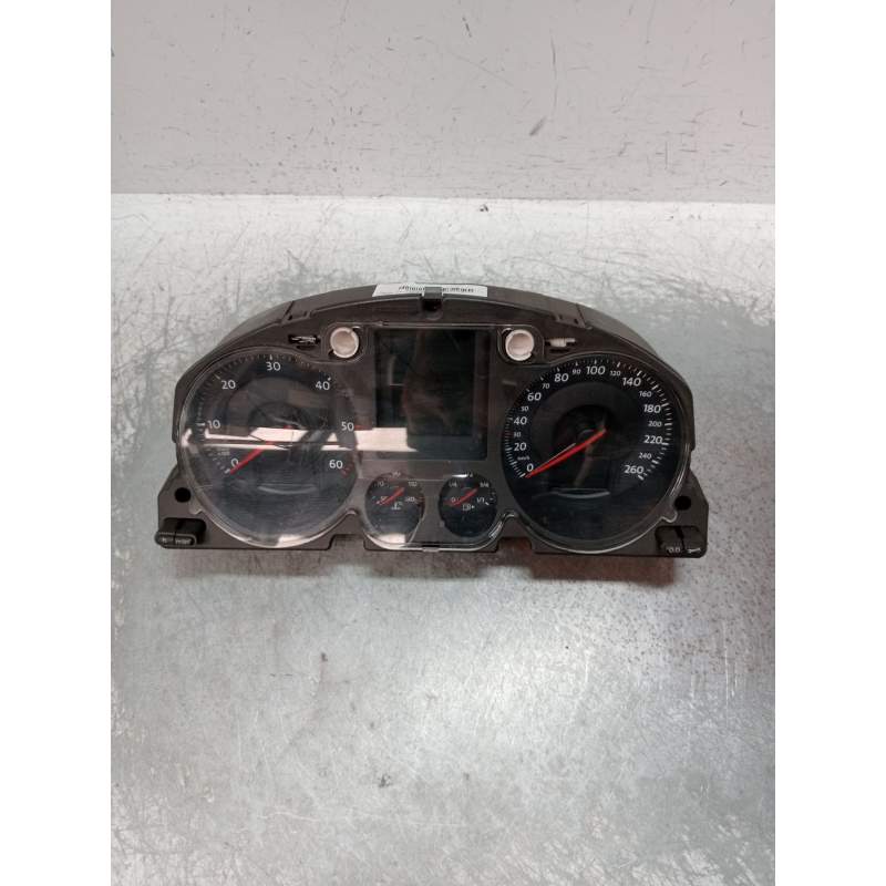 Recambio de cuadro instrumentos para volkswagen passat variant (3c5) 2.0 tdi referencia OEM IAM 3C0920871E A2C53194181 2005