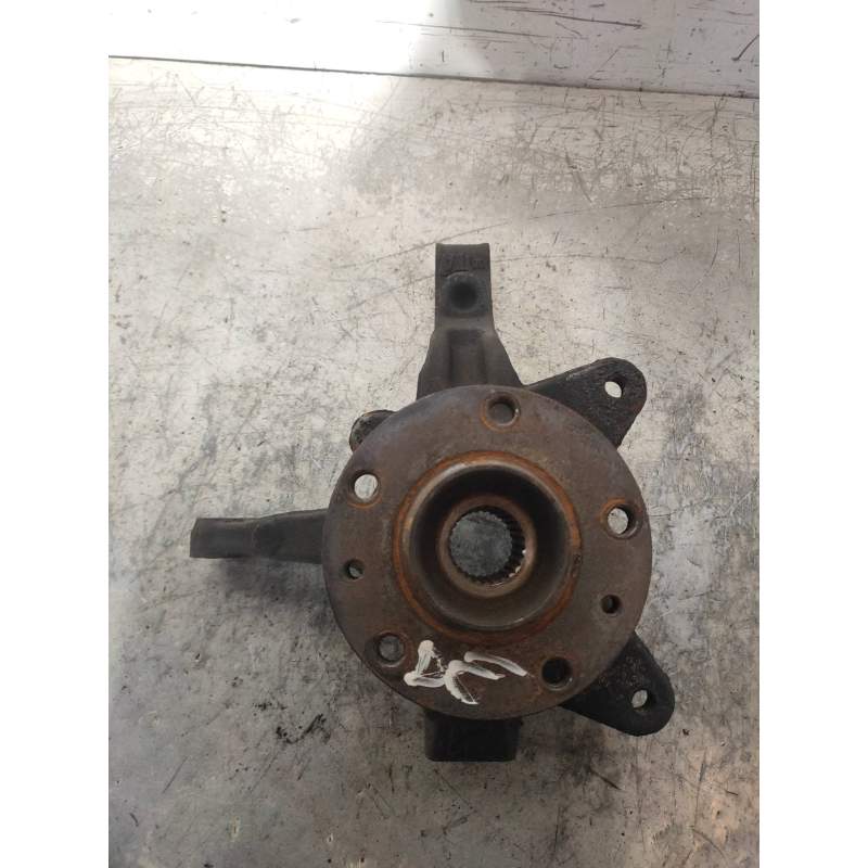 Recambio de mangueta delantera derecha para renault kangoo authentique referencia OEM IAM  15DCI 08
