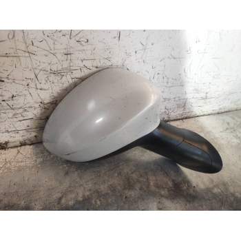 RETROVISOR DERECHO ELECTRICO