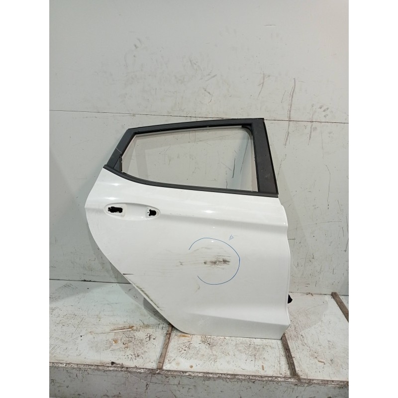 Recambio de puerta trasera derecha para ford fiesta (ce1) trend referencia OEM IAM  5P 