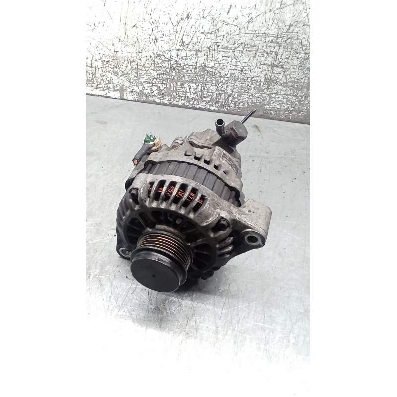 Recambio de alternador para kia carnival ii (gq) 2.9 crdi referencia OEM IAM 373004X003 TA000A56901 01 110A