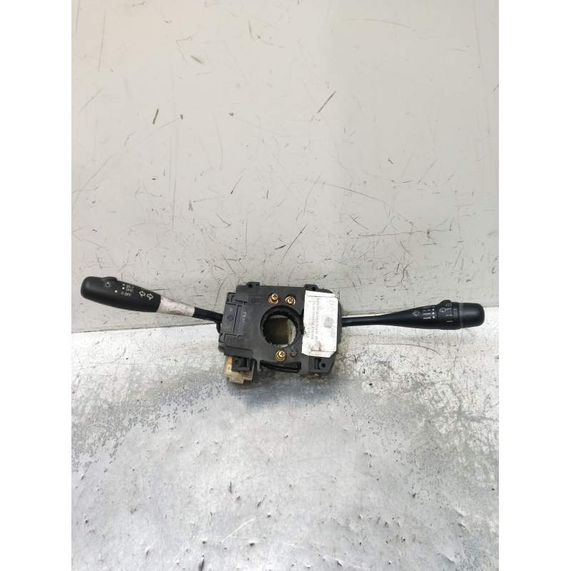 Recambio de mando limpia para nissan sunny berlina (n14) lx referencia OEM IAM   