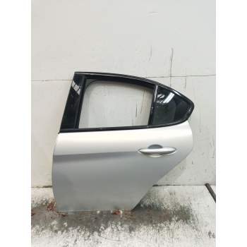 PUERTA TRASERA IZQUIERDA 4P 2024