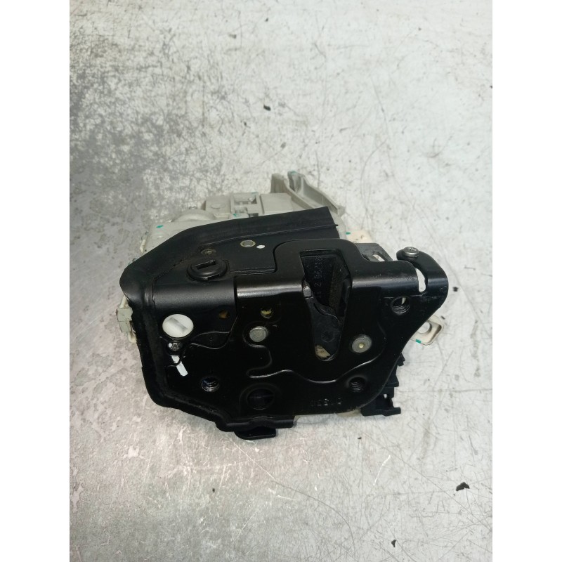 Recambio de motor cierre centralizado delantero derecho para audi a4 avant (8k5) (2008) 2.0 tdi referencia OEM IAM 8K08390150  