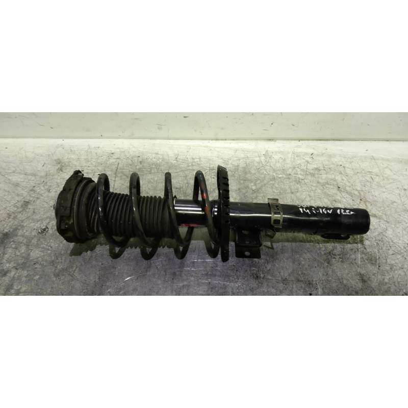 Recambio de amortiguador delantero izquierdo para volkswagen polo (9n1) highline referencia OEM IAM 334835  