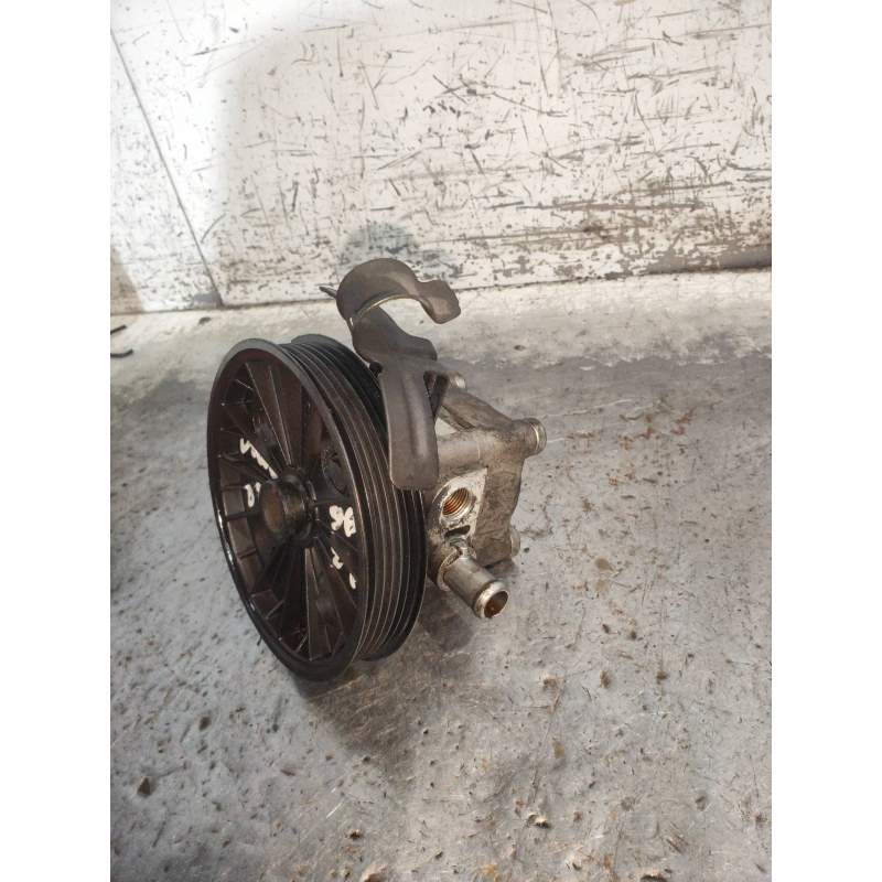 Recambio de bomba direccion para volvo s60 berlina 2.4 (125kw) referencia OEM IAM 8649636 7613955136 2000