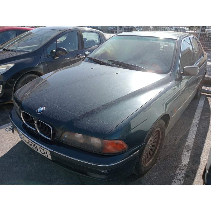 BMW 5 (E39)