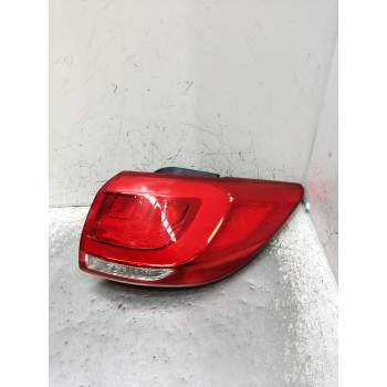 PILOTO TRASERO DERECHO 924023W610 2010