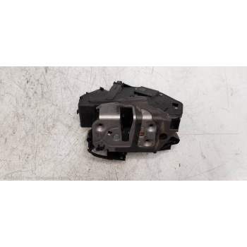 MOTOR CIERRE CENTRALIZADO DELANTERO DERECHO 31301739 