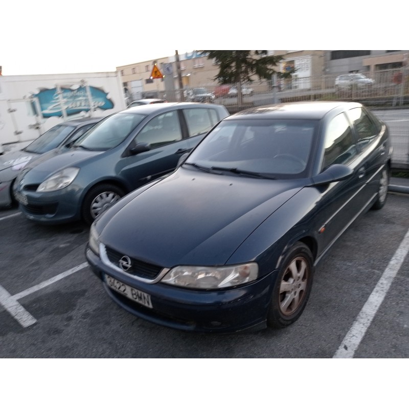 opel vectra b berlina del año 2001