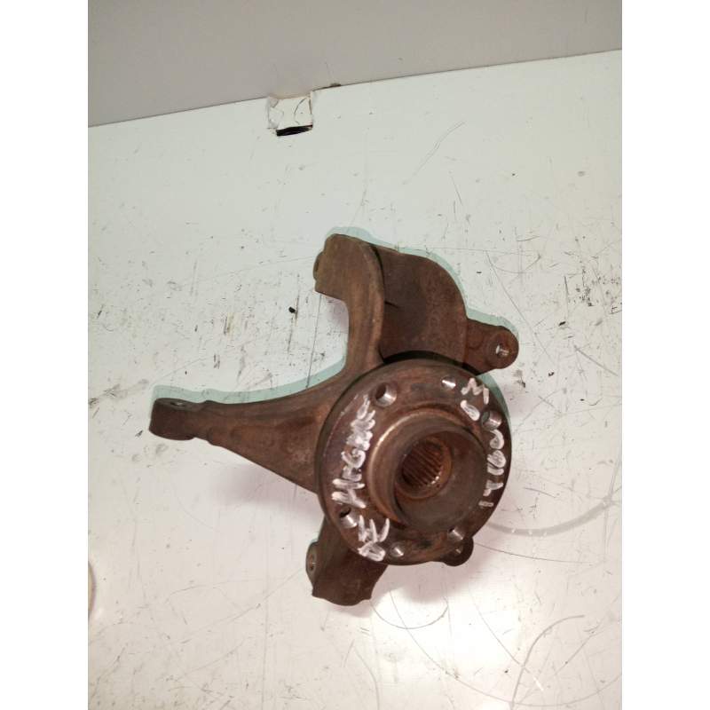 Recambio de mangueta delantera derecha para renault megane ii berlina 3p confort expression referencia OEM IAM  14G 2003