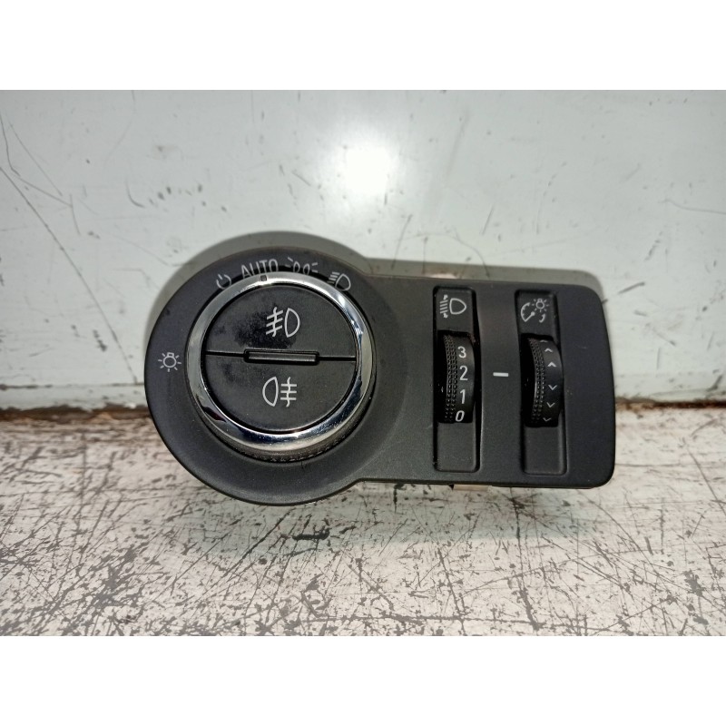 Recambio de mando luces para chevrolet cruze ls+ referencia OEM IAM 13301752 251508 