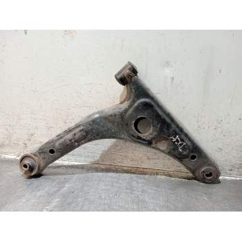 BRAZO SUSPENSION INFERIOR DELANTERO DERECHO YC153A052AL 