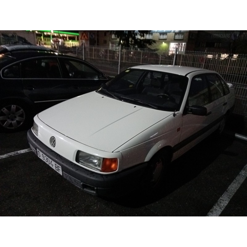 volkswagen passat berlina (312) del año 1992