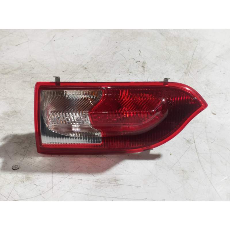 Recambio de piloto trasero derecho interior para opel insignia sports tourer 2.0 16v cdti referencia OEM IAM 22950970 RANCHERA 2