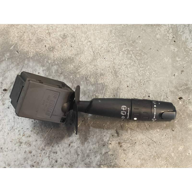 Recambio de mando limpia para citroën xantia berlina 1.9 d x referencia OEM IAM 96132773ZL  93