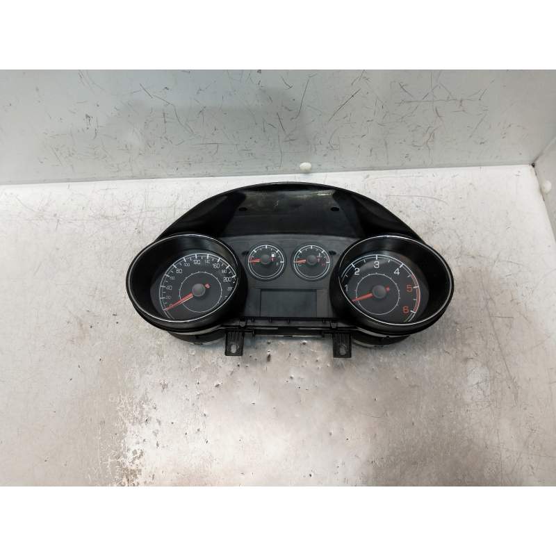 Recambio de cuadro instrumentos para fiat bravo (198) referencia OEM IAM 51761174  