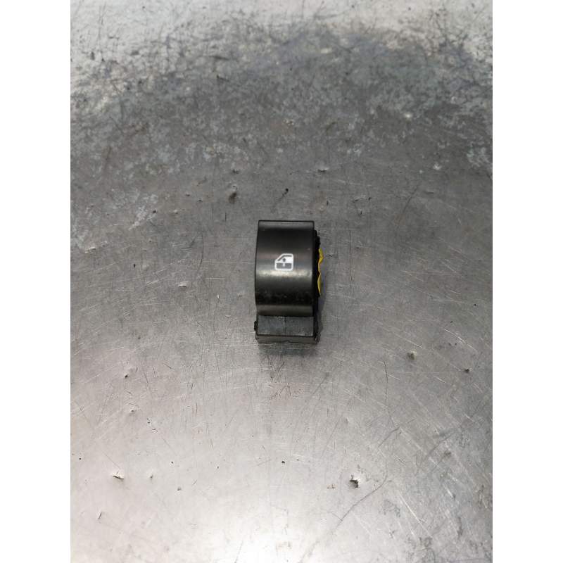 Recambio de mando elevalunas delantero derecho para fiat bravo (198) referencia OEM IAM   5P