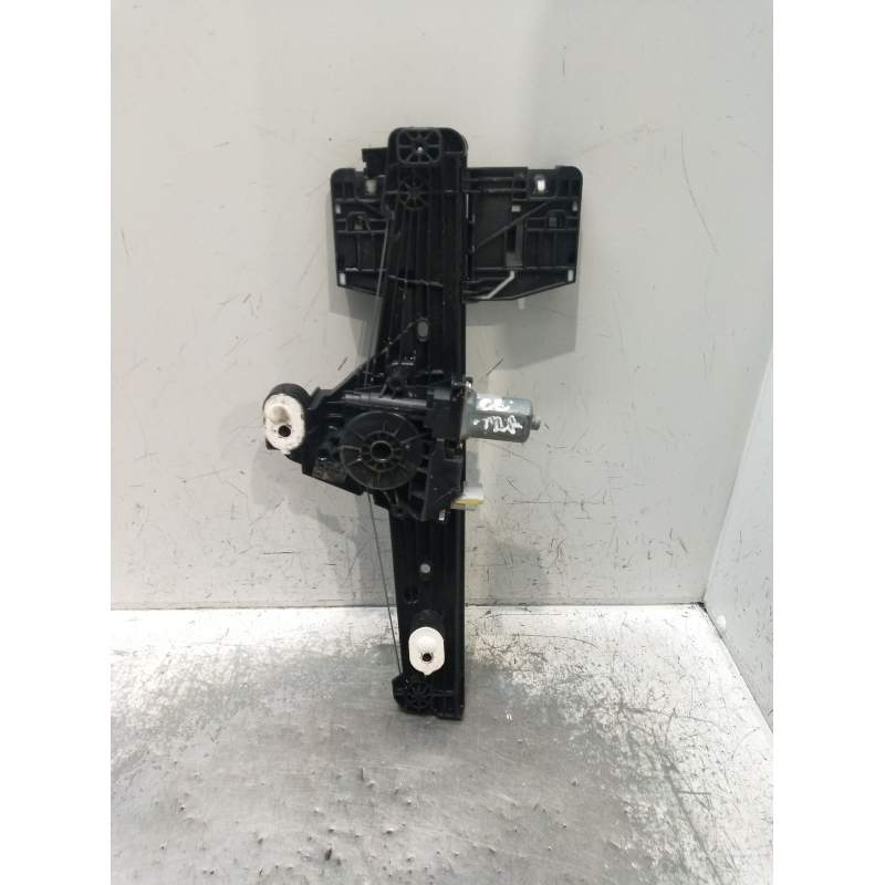 Recambio de elevalunas trasero derecho para peugeot 208 (p2) referencia OEM IAM 982904558000 5P 2022