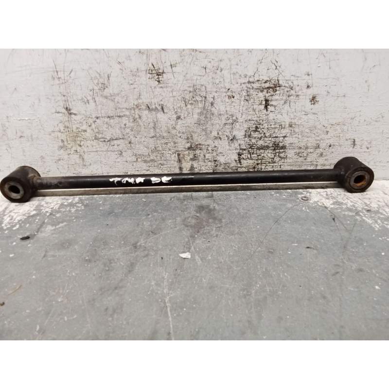 Recambio de brazo suspension superior trasero derecho para nissan x-trail i (t30) 2.5 4x4 referencia OEM IAM   