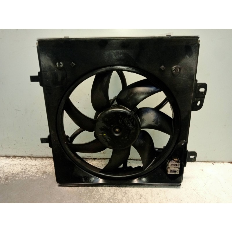 Recambio de electroventilador para peugeot 208 active referencia OEM IAM 9662872380  