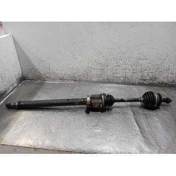 TRANSMISION DELANTERA DERECHA P8689873 24G 2000