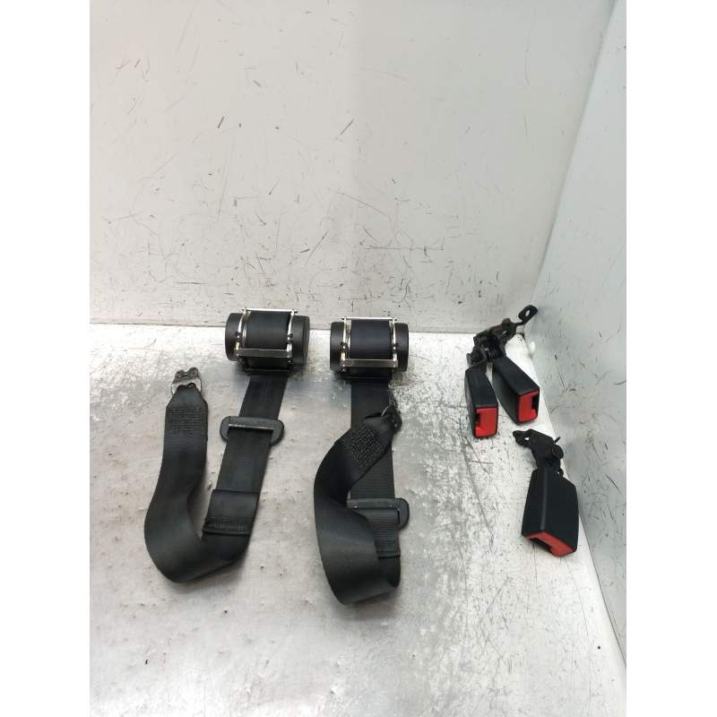Recambio de juego cinturones trasero para seat leon sc (5f5) 1.4 tsi referencia OEM IAM  3P 