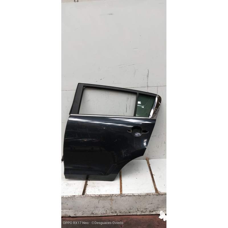 Recambio de puerta trasera izquierda para kia sportage drive 4x2 referencia OEM IAM  5P 2010