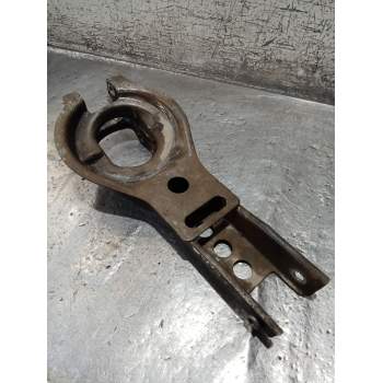 BRAZO SUSPENSION INFERIOR TRASERO DERECHO ANTERIOR 24G 2000