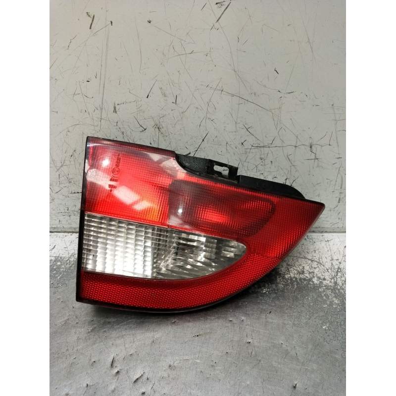 Recambio de piloto trasero izquierdo interior para renault megane i classic (la0/1_) 1.6 16v (la00, la04, la0b, la11, la16, la19