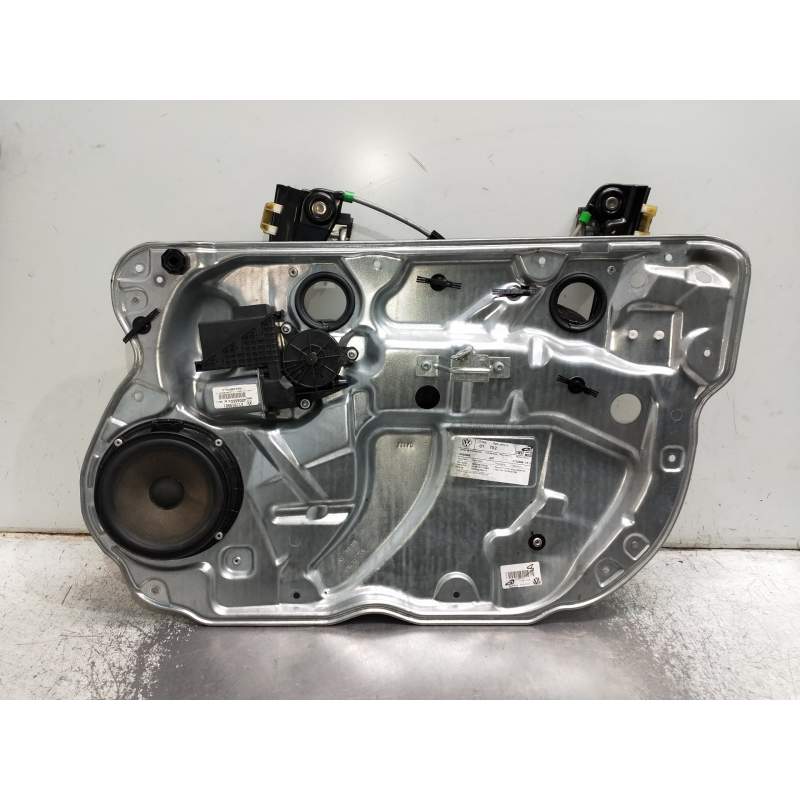 Recambio de elevalunas delantero derecho para volkswagen polo (9n3) advance referencia OEM IAM 6Q4837756 5P 2005