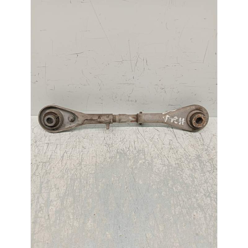 Recambio de brazo suspension superior trasero derecho para peugeot 508 sw active referencia OEM IAM   