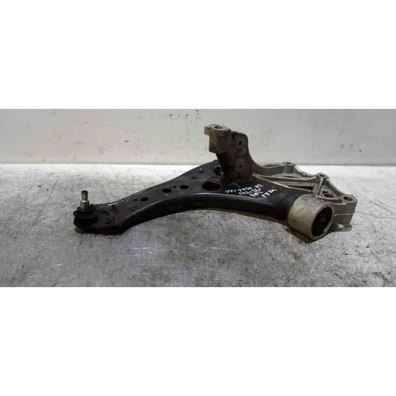 Recambio de brazo suspension inferior delantero izquierdo para volkswagen polo (9n1) highline referencia OEM IAM   