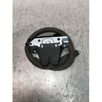 MOTOR CIERRE CENTRALIZADO PORTON A2047500185 2011