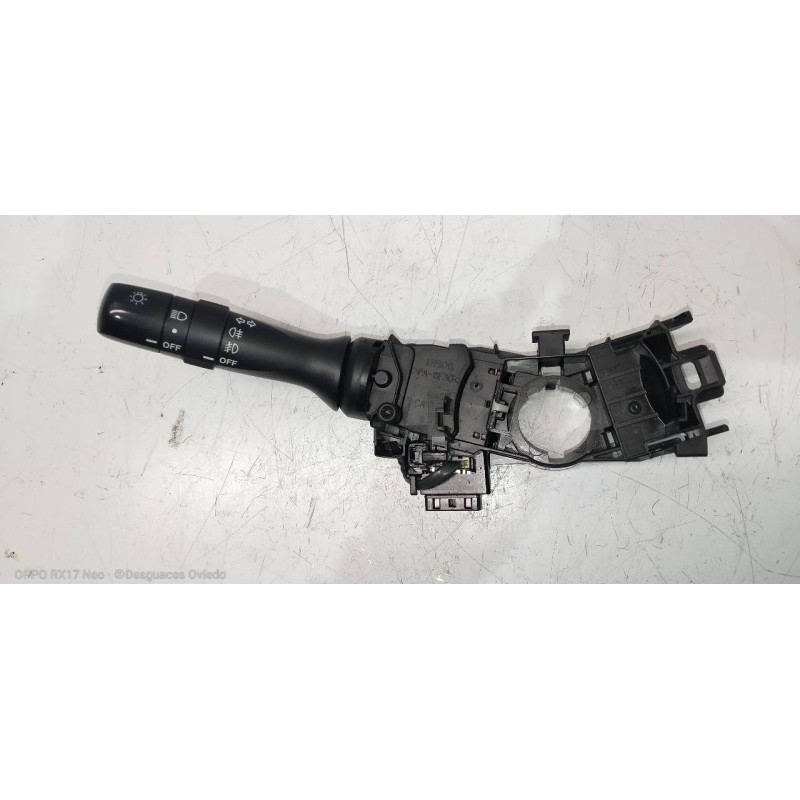 Recambio de mando luces para toyota prius (nhw20) basis referencia OEM IAM 4210017F220  