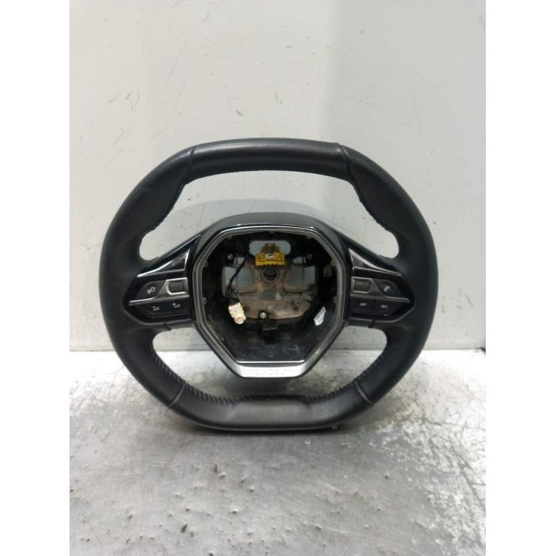 Recambio de volante para peugeot 208 (p2) referencia OEM IAM 98255044ZD 640497100B 2022