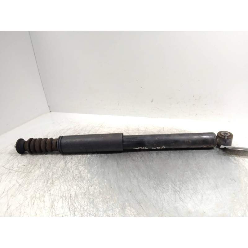 Recambio de amortiguador trasero para renault clio iii authentique referencia OEM IAM  15DCI 2009