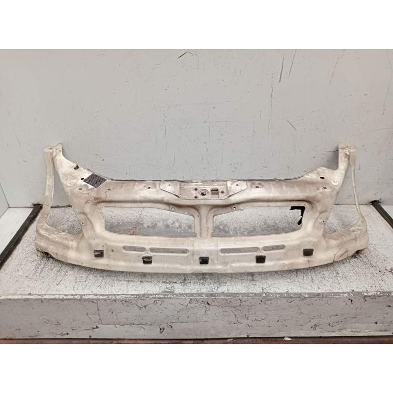 Recambio de panel frontal para iveco daily iv caja/chasis 35c15 referencia OEM IAM   2006