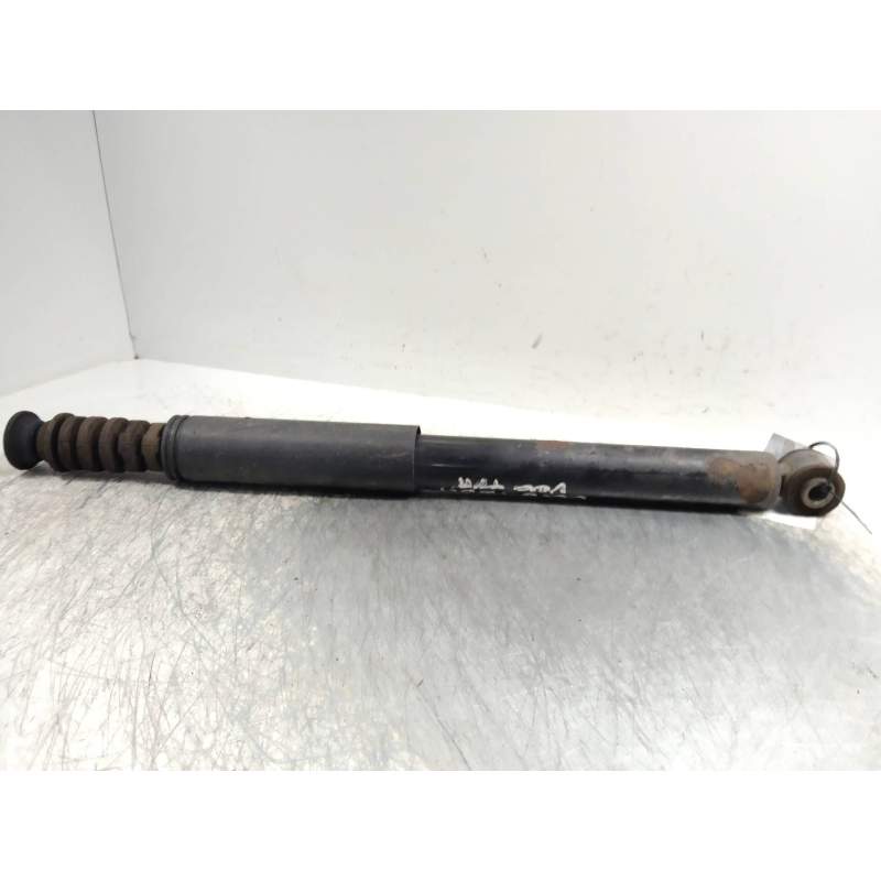 Recambio de amortiguador trasero para renault clio iii authentique referencia OEM IAM  15DCI 2009