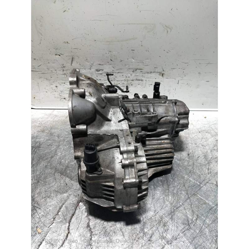 Recambio de caja cambios para mitsubishi santamo (hyundai) 2.0 cat referencia OEM IAM BY8 725300 