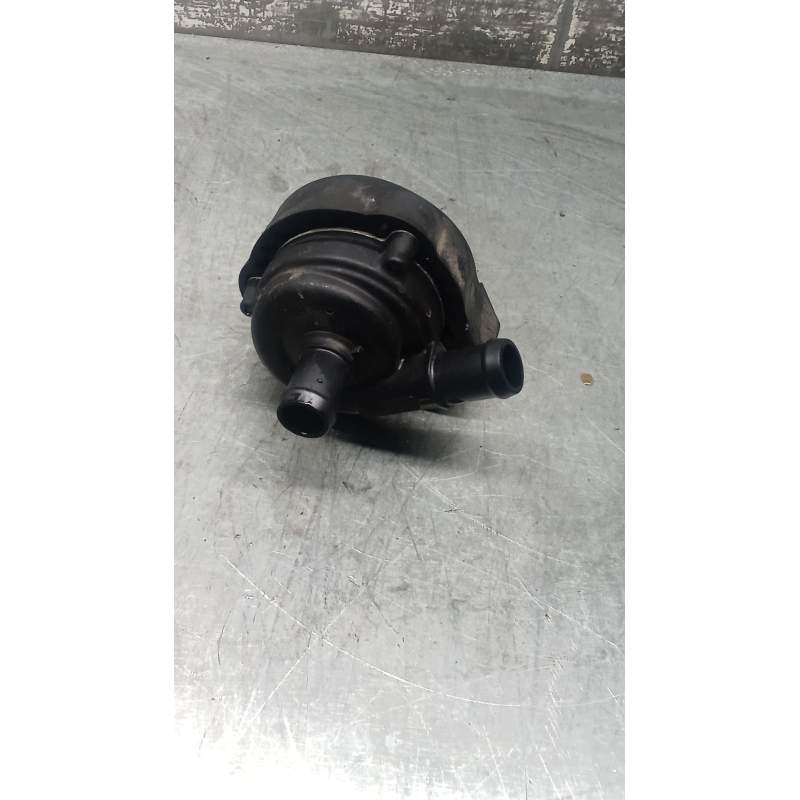 Recambio de bomba agua para jeep renegade referencia OEM IAM 52115760 13H 2021