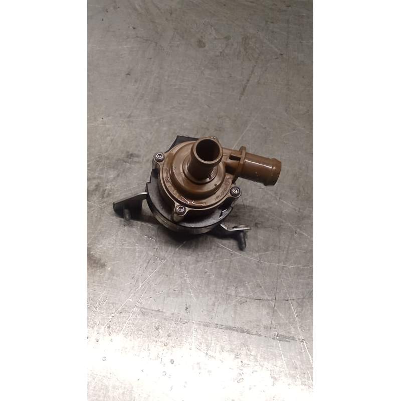 Recambio de bomba agua para jeep renegade referencia OEM IAM 00521365860 13H 2021