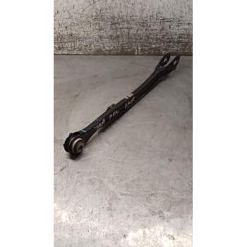 BRAZO SUSPENSION INFERIOR TRASERO DERECHO A2063524800 200D 2021