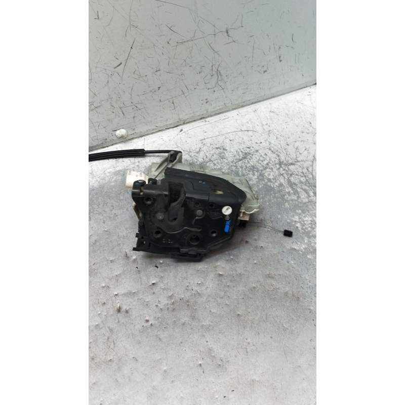 Recambio de motor cierre centralizado delantero derecho para seat leon (1p1) 1.4 tsi referencia OEM IAM  5P 