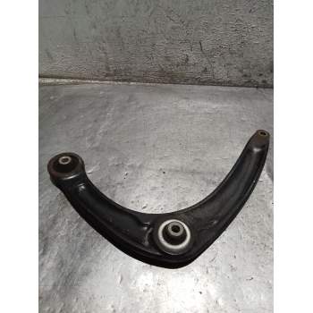 BRAZO SUSPENSION INFERIOR DELANTERO DERECHO 566792 16HDI 2014